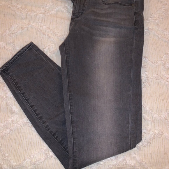 Articles of society gray jeans - great condition - Picture 1 of 3